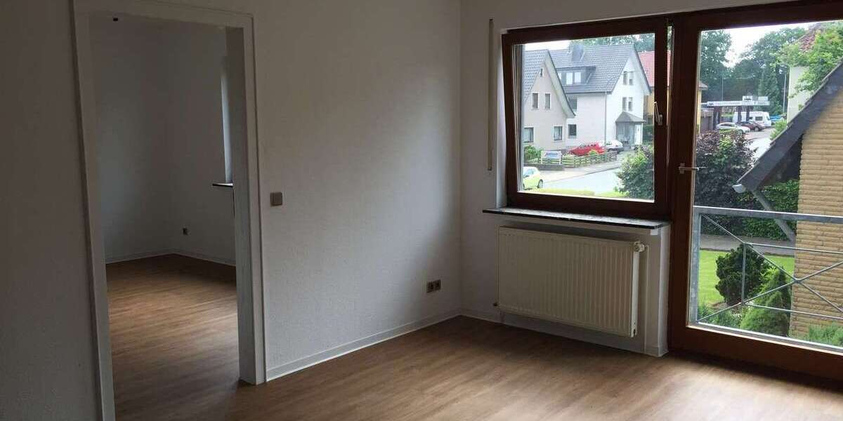 Etagenwohnung Bielefeld Jöllenbeck - 4 Zimmer, 100 m&sup2;, 900&euro; | Angebot:26124887