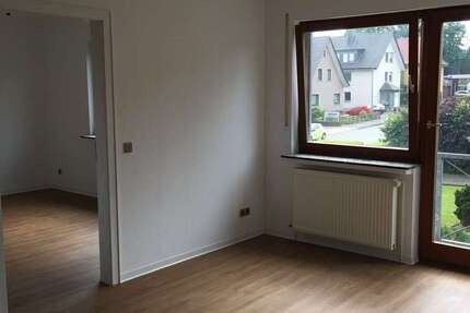 Wohnung Bielefeld Jöllenbeck - 4 Zimmer, 100 m&sup2;, 900&euro; | Angebot:26124887