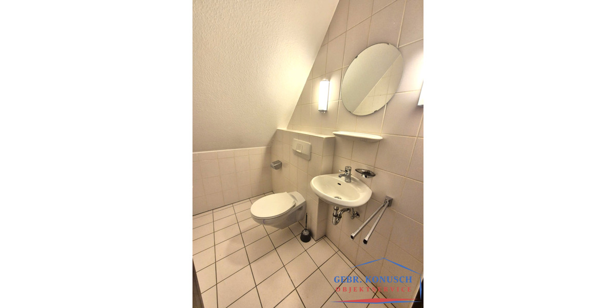 Dachgeschoßwohnung Meppen - 3 Zimmer, 105 m&sup2;, 980&euro; | Angebot:25882015