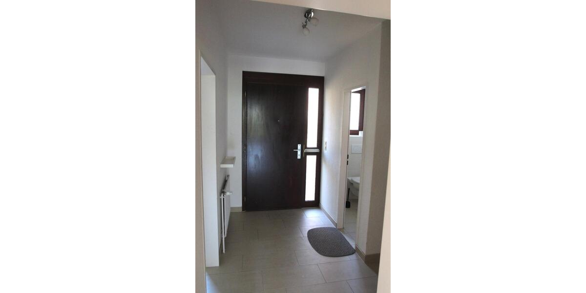 Einfamilienhaus Pinneberg - 5 Zimmer, 131 m&sup2;, 2.000&euro; | Angebot:26043862