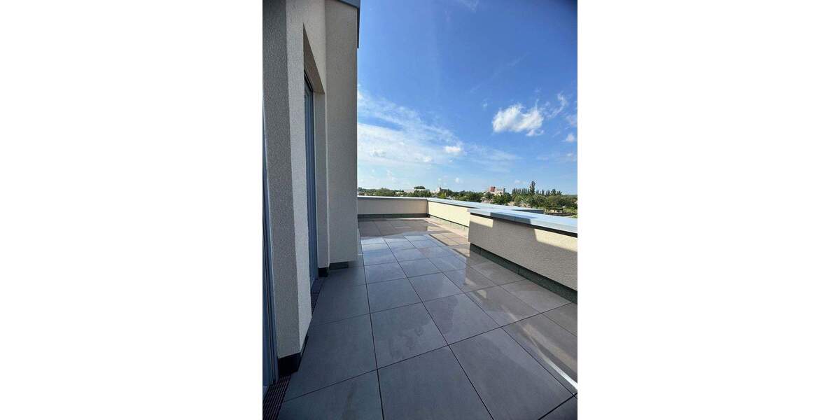 Großzügige 2-Zimmer-Neubauwohnung mit Süd-Dachterrasse - Zweitbezug Bezugsfrei ab sofort 2 zimmer