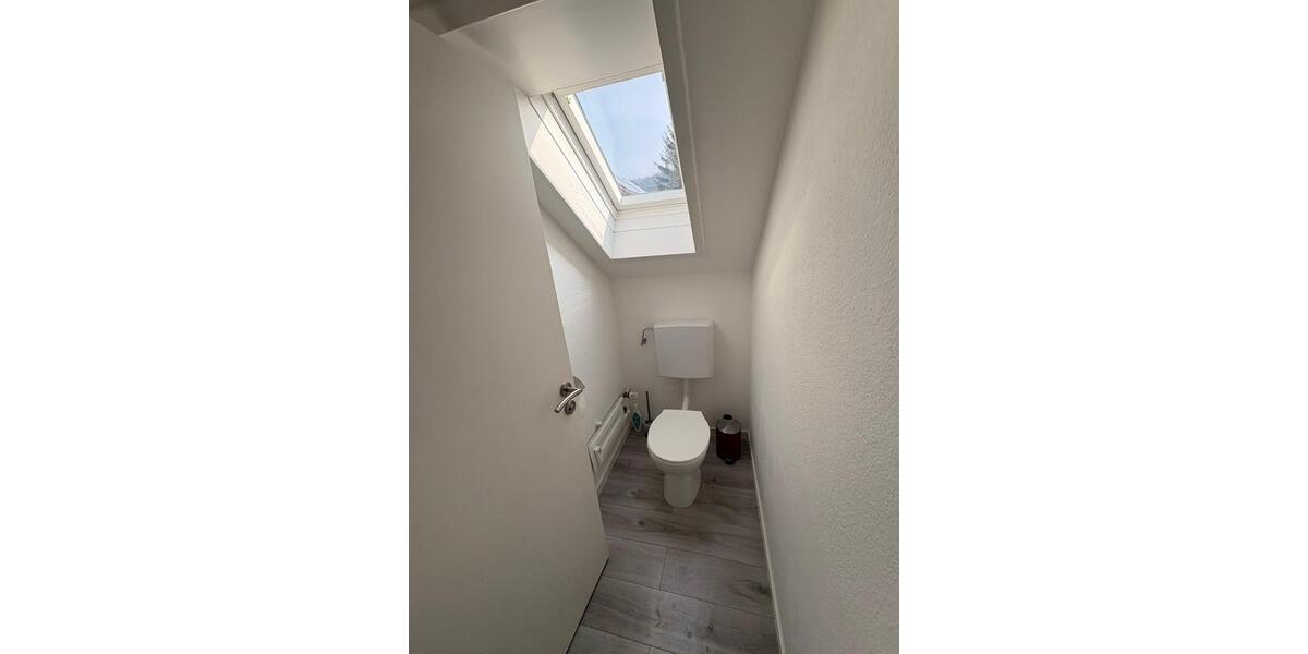 Dachgeschoßwohnung Aalen Attenhofen - 3 Zimmer, 68 m&sup2;, 620&euro; | Angebot:25642650