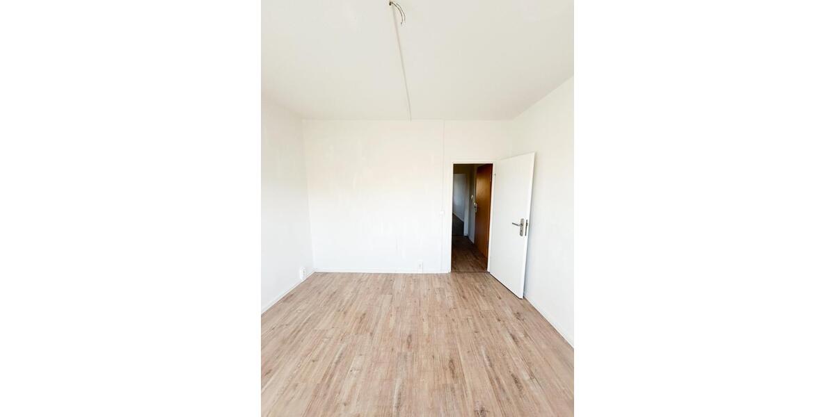 Etagenwohnung Chemnitz Klaffenbach - 5 Zimmer, 98 m&sup2;, 510&euro; | Angebot:25084340