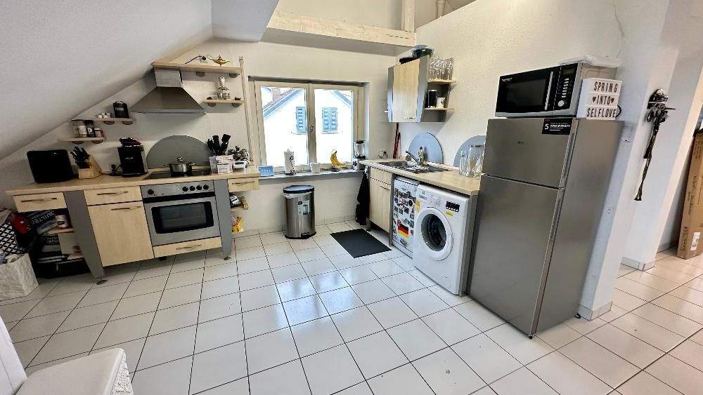 Etagenwohnung Böblingen - 3 Zimmer, 95 m&sup2;, 2.100&euro; | Angebot:24990770