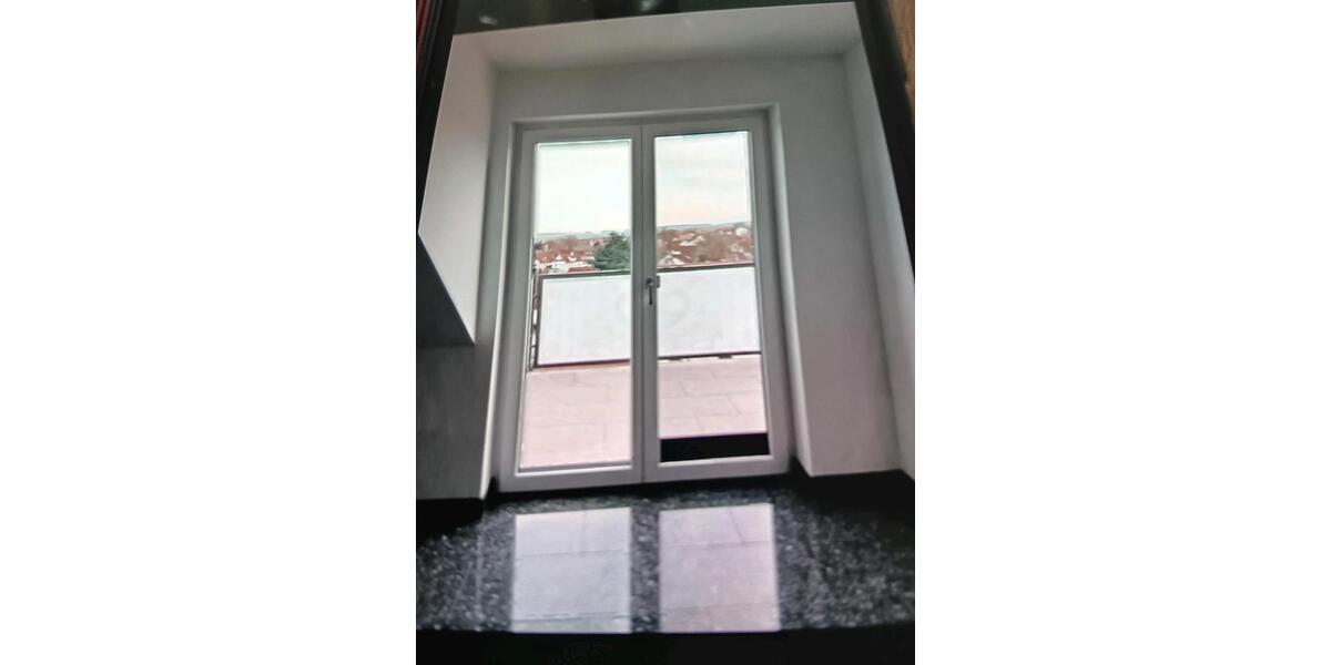 Dachgeschoßwohnung Ehekirchen - 3 Zimmer, 82 m&sup2;, 1.000&euro; | Angebot:25945378