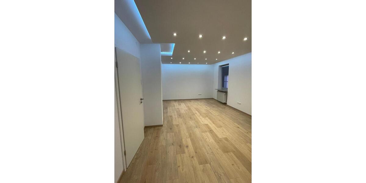 Etagenwohnung Zweibrücken - 4 Zimmer, 100 m&sup2;, 1.000&euro; | Angebot:23689511