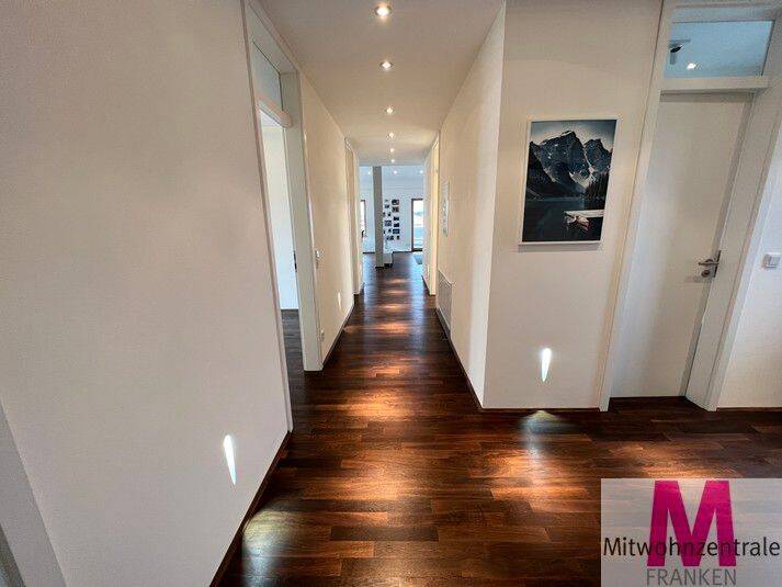 Etagenwohnung Schwabach - 4 Zimmer, 135 m&sup2;, 1.885&euro; | Angebot:26766919