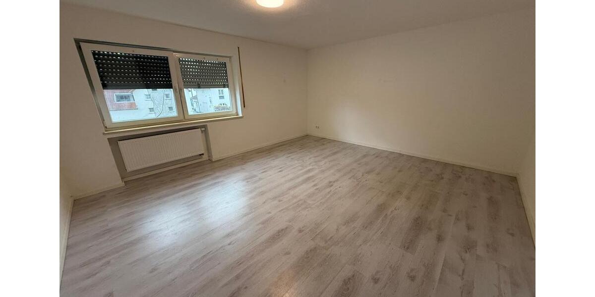 Erdgeschoßwohnung Aalen Attenhofen - 5 Zimmer, 184 m&sup2;, 1.650&euro; | Angebot:25716826