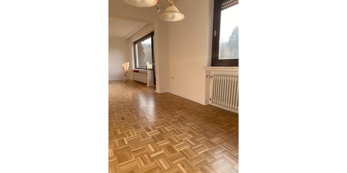 Erdgeschoßwohnung Wehretal - 4 Zimmer, 115 m&sup2;, 800&euro; | Angebot:25841075