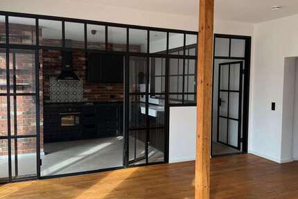 Wohnung Leipzig Stötteritz - 4 Zimmer, 125 m&sup2;, 1.350&euro; | Angebot:27686725
