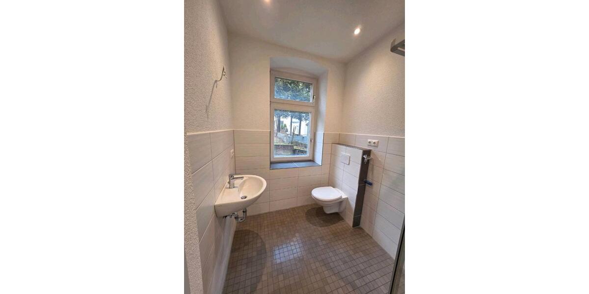 Erdgeschoßwohnung Hohenstein-Ernstthal Ernstthal - 1 Zimmer, 35 m&sup2;, 245&euro; | Angebot:26096780