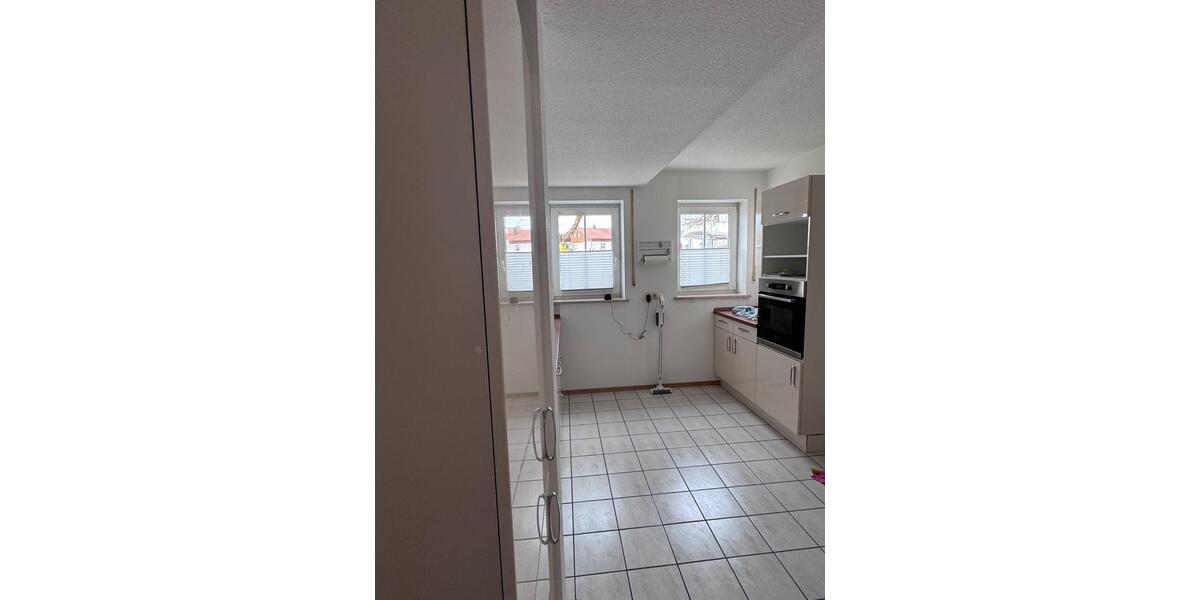 Erdgeschoßwohnung Deggendorf - 2 Zimmer, 65 m&sup2;, 780&euro; | Angebot:25903999