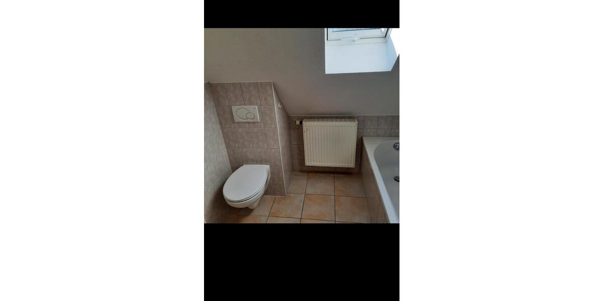 Dachgeschoßwohnung Wasungen - 3 Zimmer, 56 m&sup2;, 365&euro; | Angebot:26588696