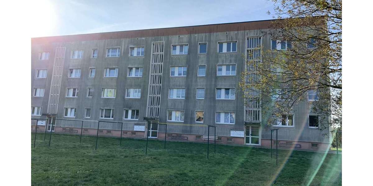 Etagenwohnung Bad Schmiedeberg - 3 Zimmer, 57 m&sup2;, 314&euro; | Angebot:21976483