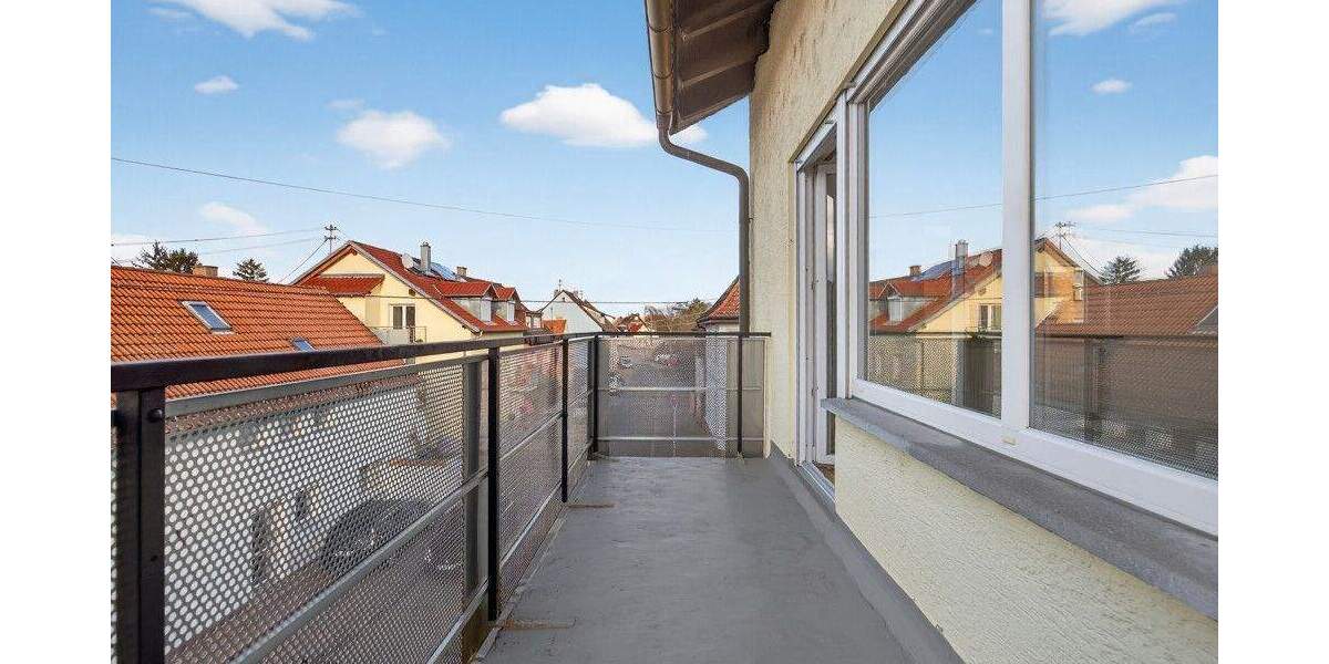 WG - Ready! Viel Platz, viel Licht - 4er WG mit 5 Zimmer möbliert mit 2 Balkonen in Knielingen 5 zimmer