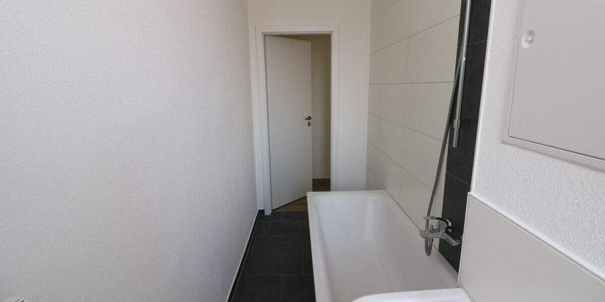 Etagenwohnung Freiberg Freiberg West - 2 Zimmer, 46 m&sup2;, 339&euro; | Angebot:26704450