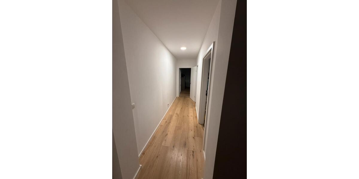 Erdgeschoßwohnung Schwerin Gartenstadt - 3 Zimmer, 90 m&sup2;, 1.050&euro; | Angebot:26606276