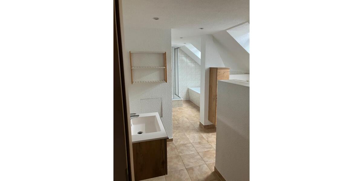 Dachgeschoßwohnung Neukirch/Lausitz Lausitz - 4 Zimmer, 850&euro; | Angebot:22884056