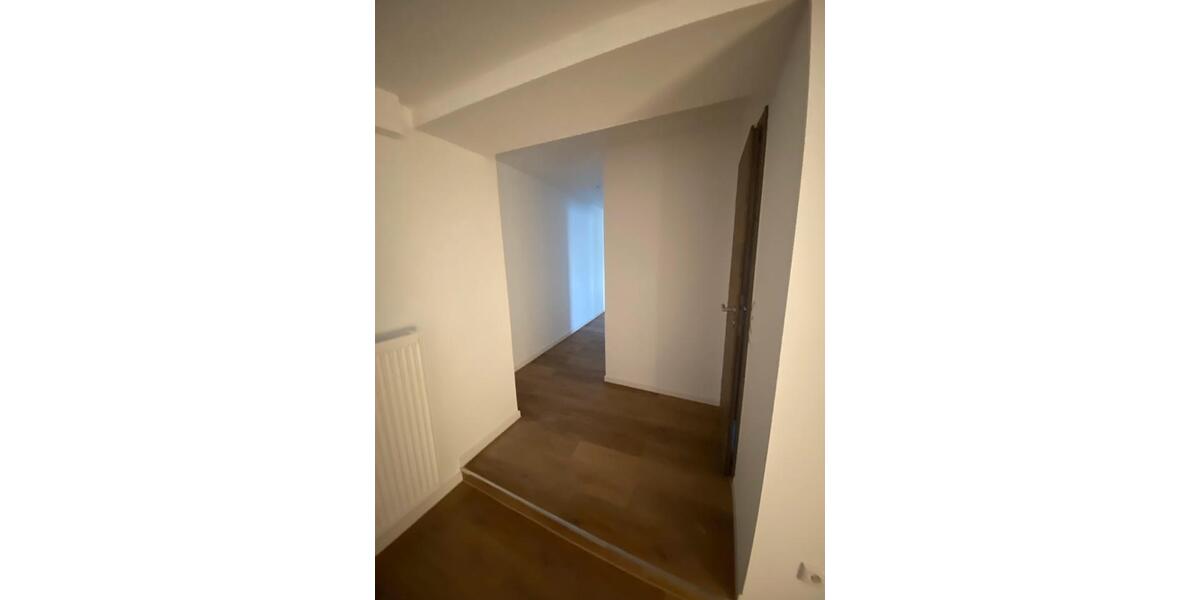 Etagenwohnung Heinsberg - 4 Zimmer, 130 m&sup2;, 1.300&euro; | Angebot:24851522