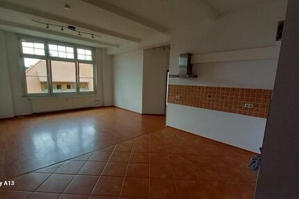 Wohnung Oschatz - 3 Zimmer, 82 m&sup2;, 656&euro; | Angebot:25145915