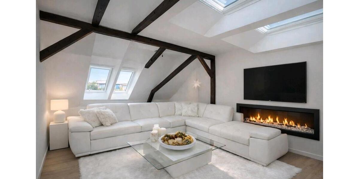 Dachgeschoßwohnung Elsterwerda - 4 Zimmer, 115 m&sup2;, 979&euro; | Angebot:25893670