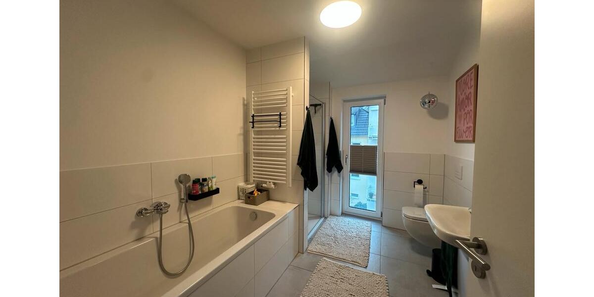 Dachgeschoßwohnung Suhl Aue 1 - 4 Zimmer, 115 m&sup2;, 1.500&euro; | Angebot:25475896