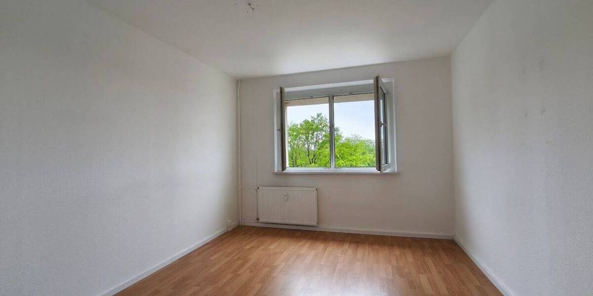 Etagenwohnung Bad Lausick - 4 Zimmer, 90 m&sup2;, 495&euro; | Angebot:26673531