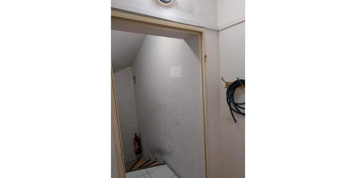 Etagenwohnung Bergheim - 2 Zimmer, 80 m&sup2;, 950&euro; | Angebot:25145496