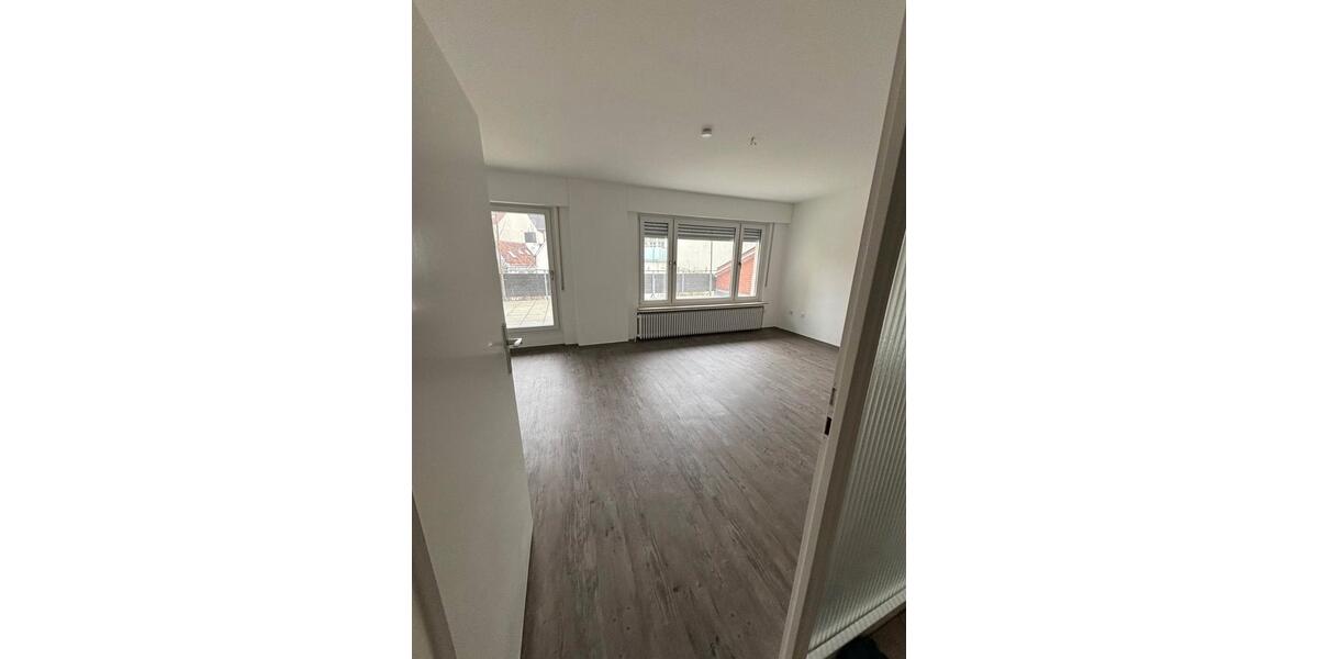 Dachgeschoßwohnung Osnabrück - 3 Zimmer, 100 m&sup2;, 1.100&euro; | Angebot:26660329