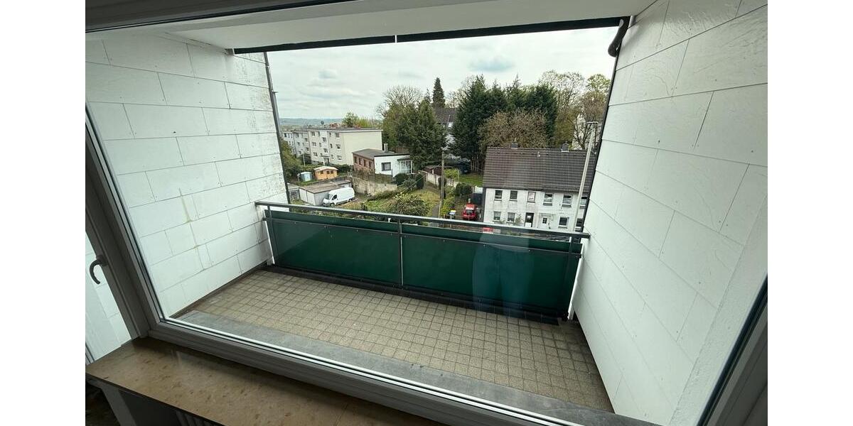 Etagenwohnung Solingen - 3 Zimmer, 76 m&sup2;, 750&euro; | Angebot:26235799