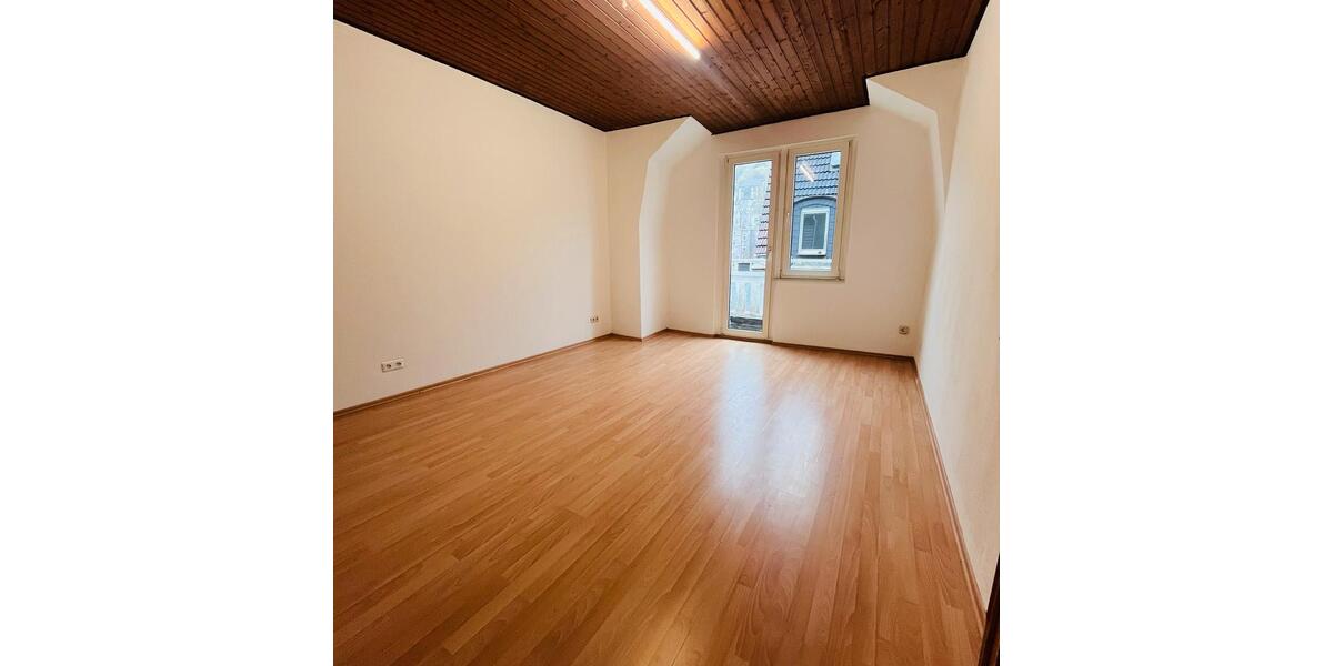 Etagenwohnung Altena - 4 Zimmer, 100 m&sup2;, 400&euro; | Angebot:24377331