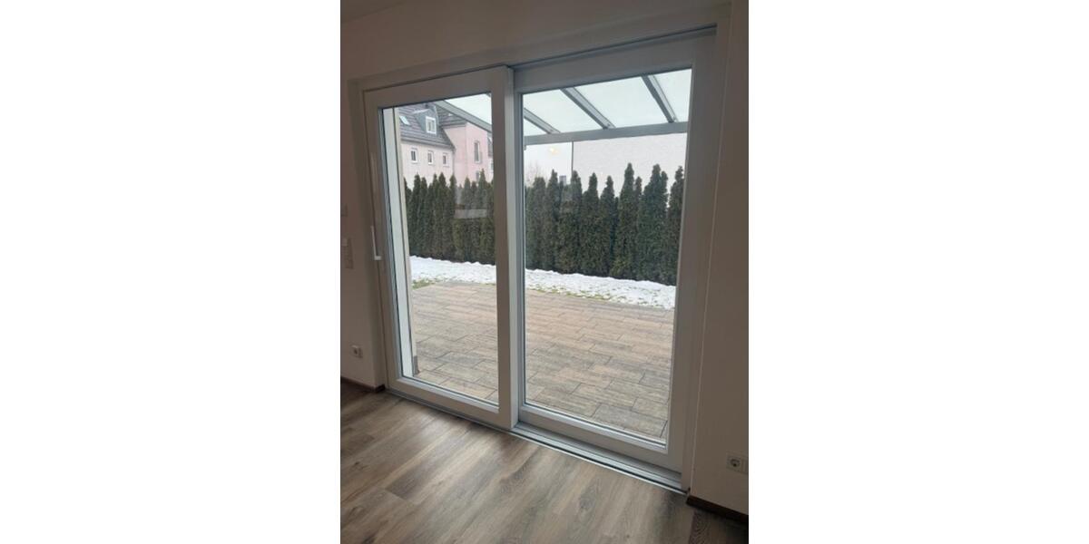 Etagenwohnung Schrobenhausen - 4 Zimmer, 101 m&sup2;, 1.400&euro; | Angebot:24754037