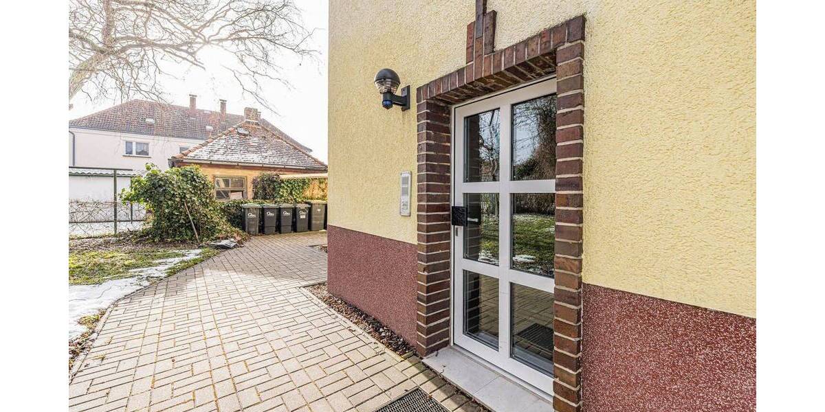 Etagenwohnung Borna Neukirchen - 3 Zimmer, 74 m&sup2;, 666&euro; | Angebot:25912919