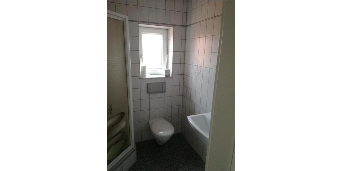 Etagenwohnung Zörbig - 3 Zimmer, 61 m&sup2;, 400&euro; | Angebot:25351328
