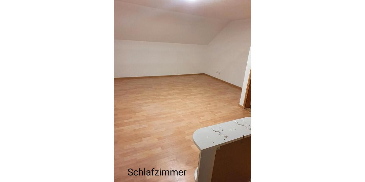 Dachgeschoßwohnung Amstetten - 3 Zimmer, 78 m&sup2;, 800&euro; | Angebot:26603218