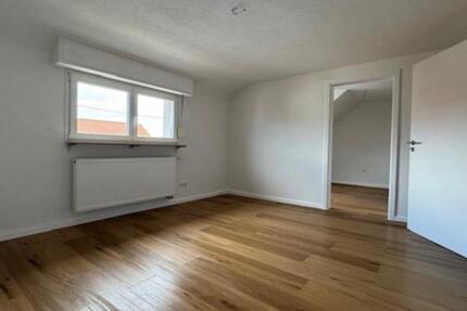 Wohnung Karlsruhe Neureut - 4 Zimmer, 70 m&sup2;, 1.300&euro; | Angebot:26026661