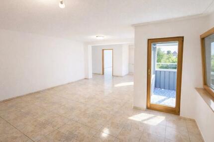 Wohnung Uhingen - 3 Zimmer, 90 m&sup2;, 1.300&euro; | Angebot:25922230