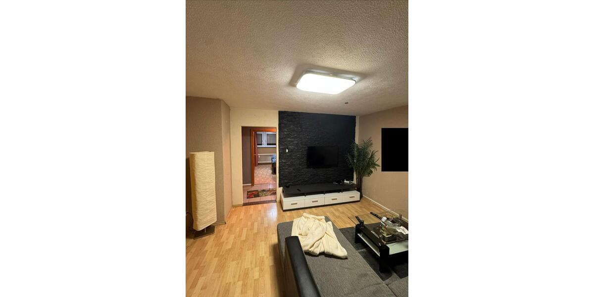 Etagenwohnung Sankt Ingbert - 3 Zimmer, 70 m&sup2;, 700&euro; | Angebot:25058130