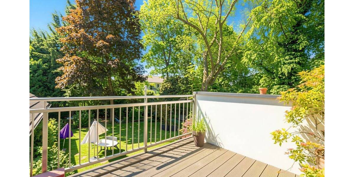 Etagenwohnung Duisburg Dellviertel - 3 Zimmer, 110 m&sup2;, 1.100&euro; | Angebot:26569409