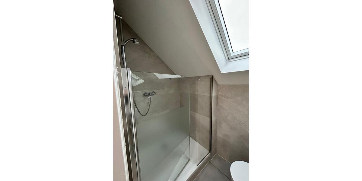 Einfamilienhaus Ronnenberg - 6 Zimmer, 200 m&sup2;, 2.800&euro; | Angebot:26653263