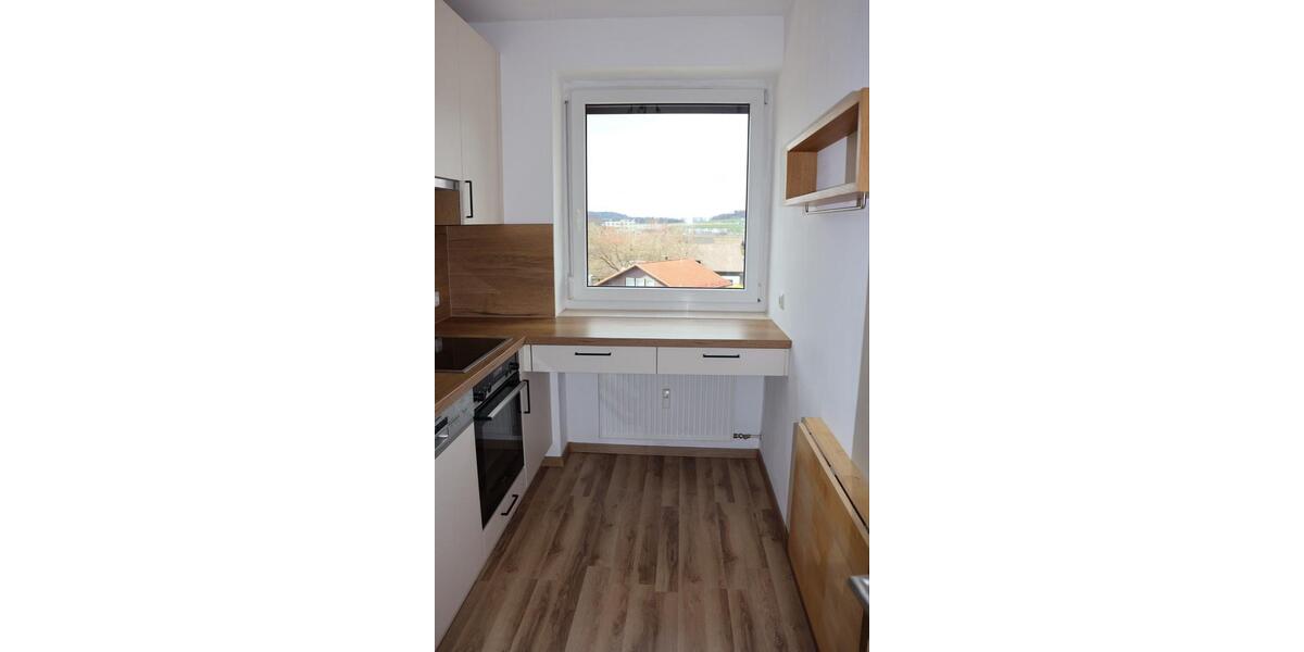 Etagenwohnung Burghausen - 2 Zimmer, 63 m&sup2;, 1.050&euro; | Angebot:26701510