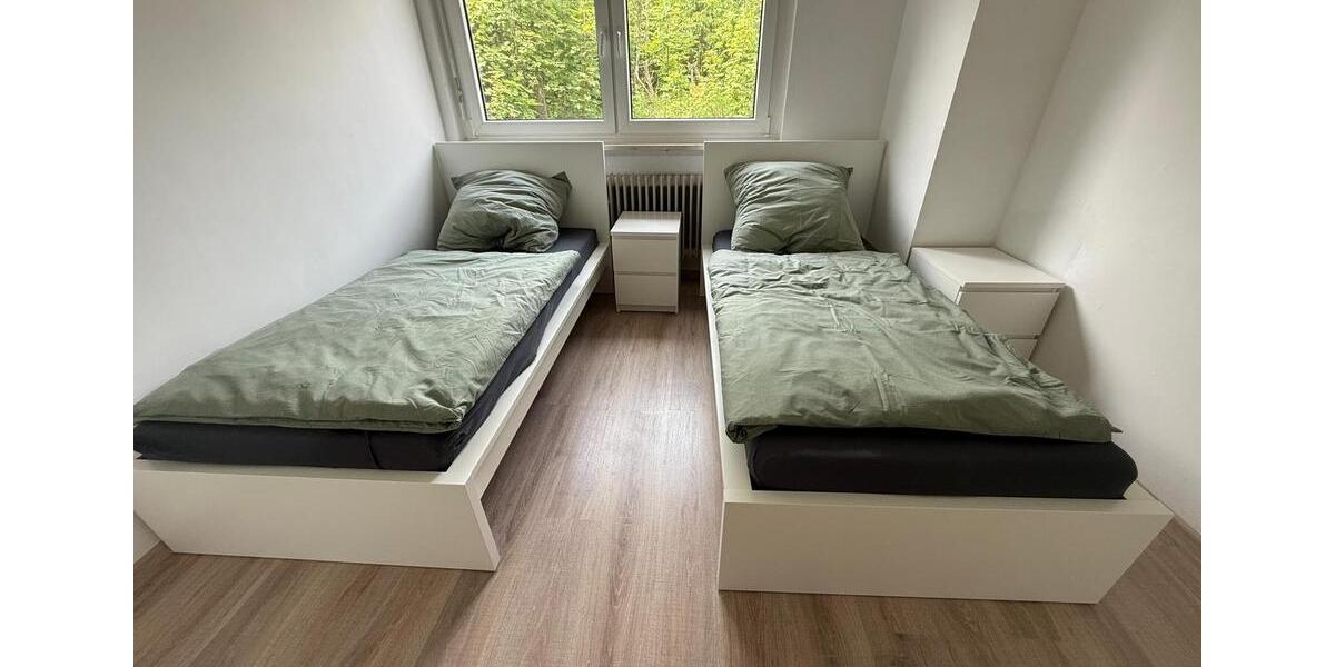 Wohnen auf Zeit Helmbrechts - 3 Zimmer, 100 m&sup2;, 25&euro; | Angebot:23566853