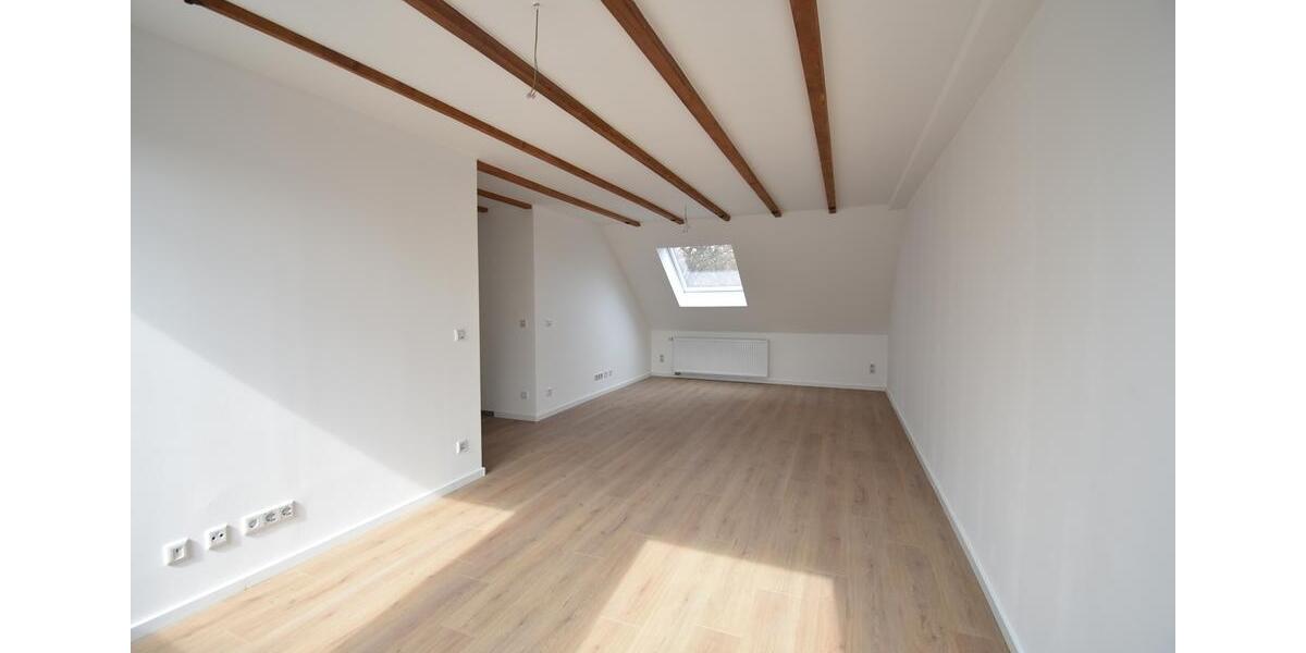 Dachgeschoßwohnung Duisburg Walsum - 2 Zimmer, 54 m&sup2;, 500&euro; | Angebot:26334939