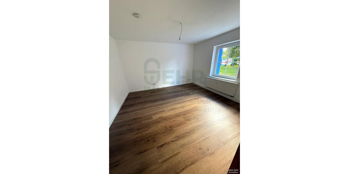 Erdgeschoßwohnung Gersdorf - 2 Zimmer, 51 m&sup2;, 306&euro; | Angebot:23089745