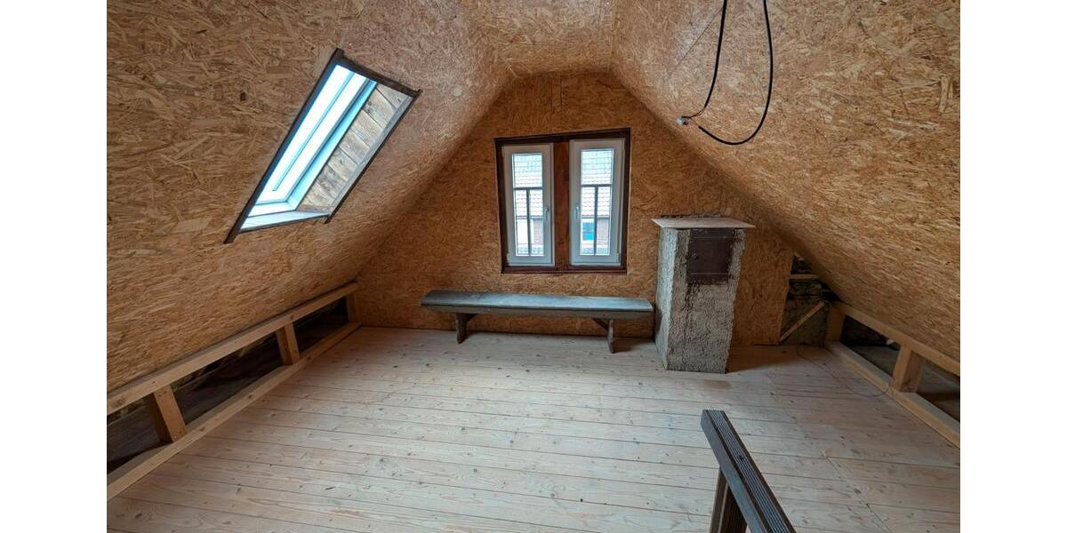 Bauernhaus, Landhaus Rottenburg am Neckar - 7 Zimmer, 200 m&sup2;, 1.750&euro; | Angebot:26041525