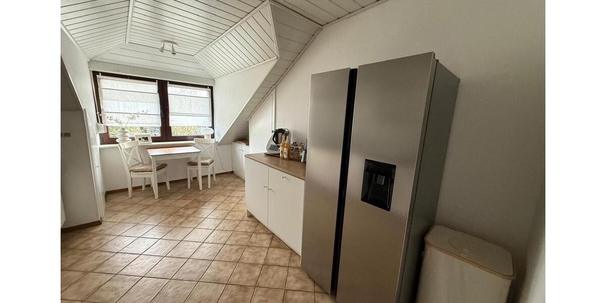Dachgeschoßwohnung Goch - 3 Zimmer, 88 m&sup2;, 800&euro; | Angebot:26577542