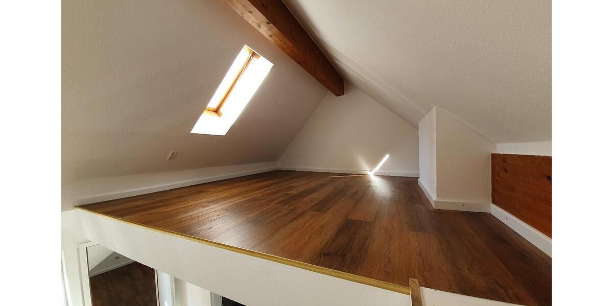 Maisonettenwohnung Waldshut-Tiengen Tiengen - 4.5 Zimmer, 122 m&sup2;, 1.200&euro; | Angebot:25102715