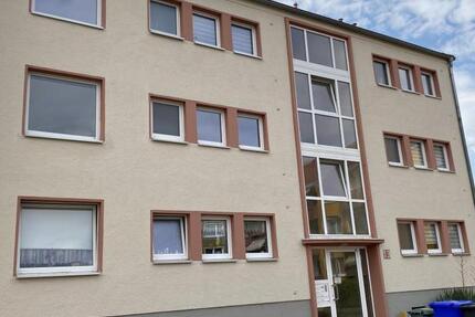 ***3-Zimmer-Wohnung mit Balkon und Duschbad mit Fenster***ruhige Lage! zimmer
