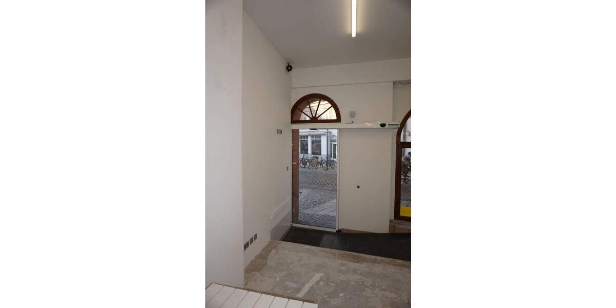 Ladenfläche 130m² in 1B-Lage , Am Sande in 21335 Lüneburg, Ladengeschäft, Einzelhandelsfläche , zzgl. 30m² Nebenflächen - sofort frei 1 zimmer