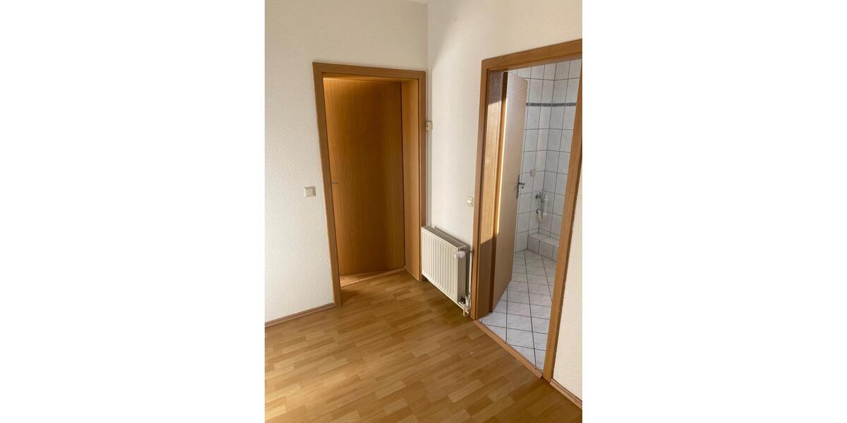 Etagenwohnung Staßfurt - 4 Zimmer, 103 m&sup2;, 500&euro; | Angebot:26633185